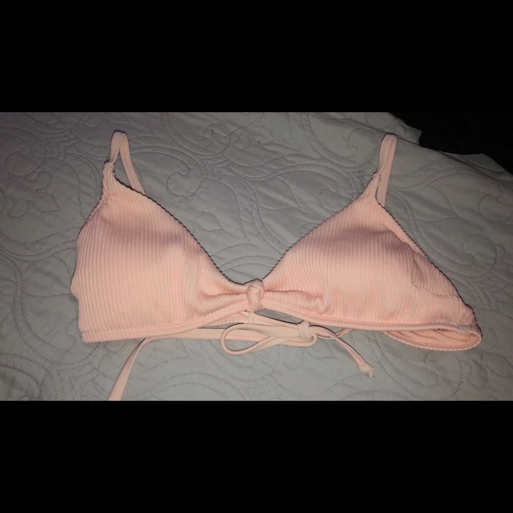 Never worn Hollister bikini top